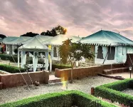 The Mama's Resort & Camp