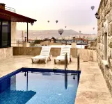 Balloon Cave Hotel - Rooftop Pools