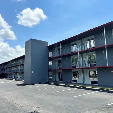 Travelodge by Wyndham Orlando / Heart of International Drive