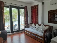 มาร์นินส์ เพลส โบราไกย์