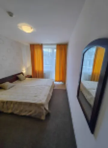 Mountain Paradise 2 - Cosy Mountain View Apartment - 200Mbps Wifi Hotels in 