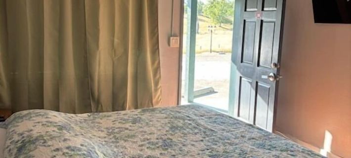 Black Hawk Lodge Hotels in Madera County