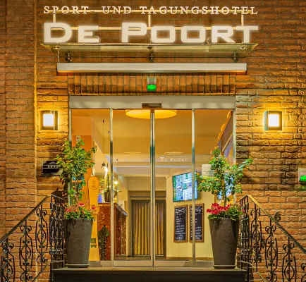 Sport- Und Tagungshotel de Poort Hotels in Uedem