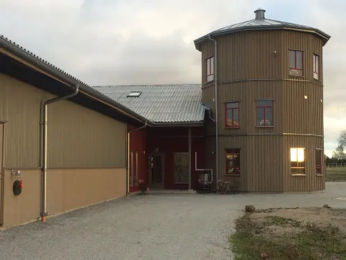 Flyingehus Gårdshotell - Homestays
