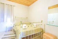 Galini Vines - Authentic Corfu Village Life WiFi AC Hotels in Thinali