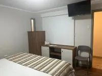 Alternativo Hostales Hotels in Кальдера