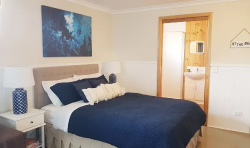 Hawley Beachside Accommodation - Kitchenette