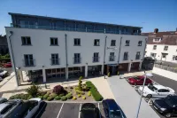 Belmore Court & Motel Hotel di 
