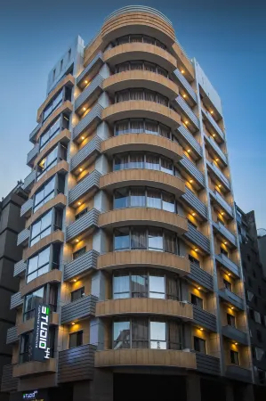 Studio 44 Отели рядом с достопримечательностью «Рынки Бейрута (Суки)»