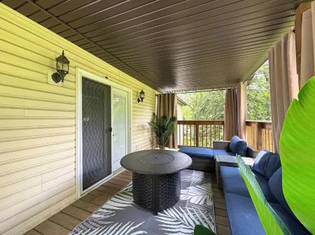 GIG's Loft in Brookville, PA by Tranquility Retreats