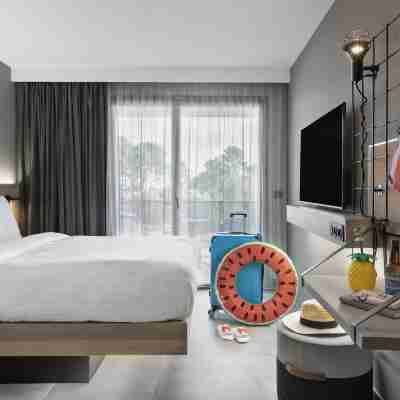 Moxy La Ciotat Rooms