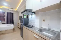 Cozy and Nice Studio at Transpark Cibubur Apartment Отели в г. Джакарта