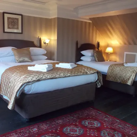 The Mountford Hotel - Free Parking Отели рядом с достопримечательностью «St Michaels»