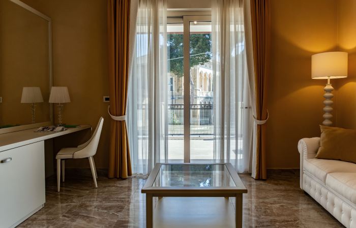 Aurum Suites