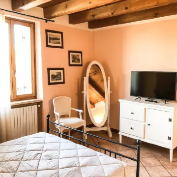 Le Finestre Su Borghetto Hotels near Borghetto sul Mincio