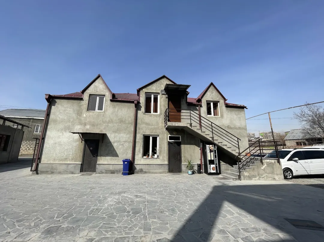 Noragyugh Guest House - 耶烈萬