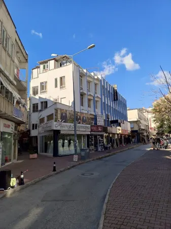 Aziz Pansiyon 2 Отели рядом с достопримечательностью «Музей игрушек Анталии»