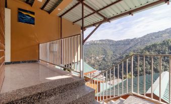 Treebo Lords Garden Glory with Centralised Heating