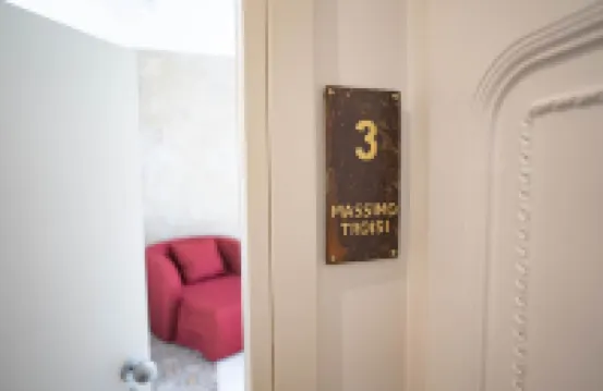 您好，貝利尼 鄰近那不勒斯國立考古博物館的酒店