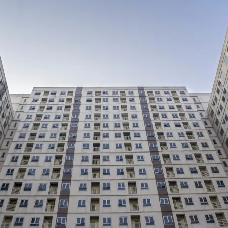 Titanium Express HomTel Отели рядом с достопримечательностью «Торговый центр Cibubur Junction»