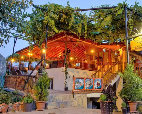Kabak Misafir Evi Hotels in Uzunyurt Mahallesi