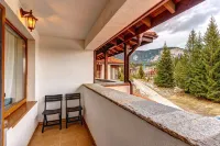 Mountain Lake Hotel - Mountain view