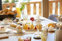 La Vue Luxury Living Apartments