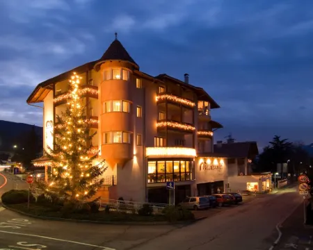Hotel Millanderhof Hotels in Brixen