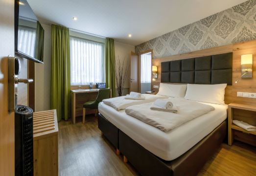 악젠트 호텔 레스토랑 로터 옥세