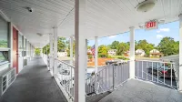 Grand Traverse Motel