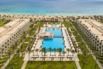 Jaz Elite Crystal Resort, Almaza Bay Hotel di Qism Moursy Matrouh