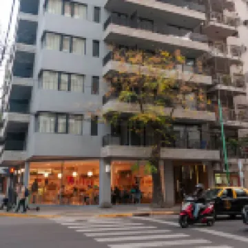 Babel Alto Hotels near Recoleta