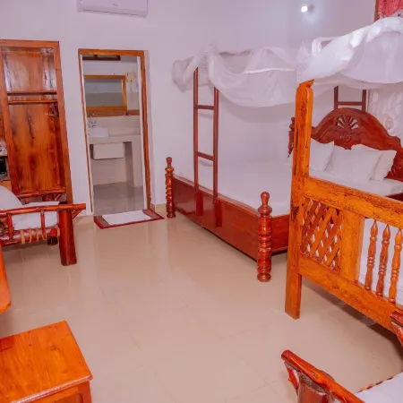 Baraka Beach Bungalows