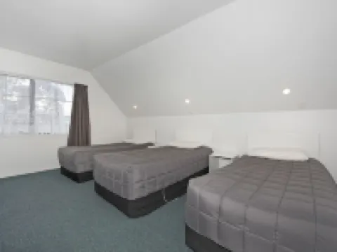 Camellia Court Motel Hotels in Lower Hutt