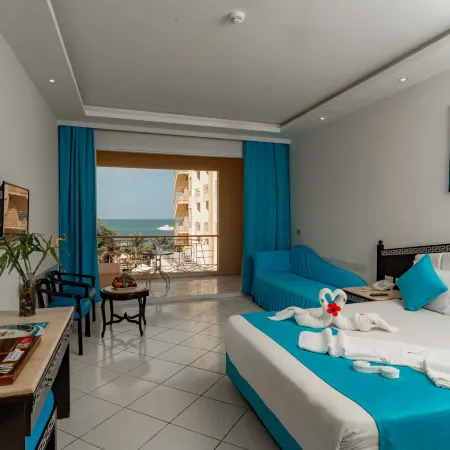 King Tut Aqua Park Beach Resort Отели в г. Хургада