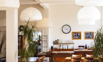 Guesthouse Eleven Hotel
