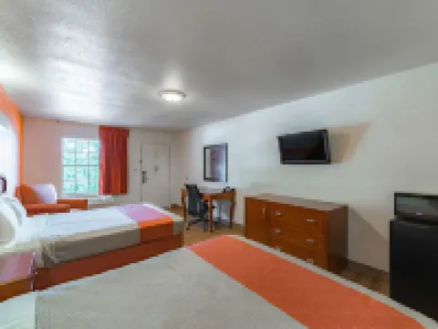 Giddings Executive Inn Hotels in Giddings