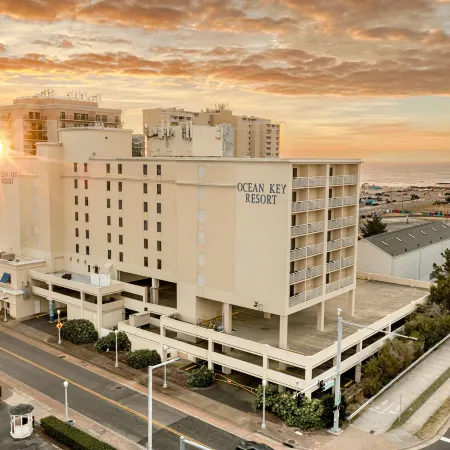 The Ocean Key Virginia Beach Resort Отели рядом с достопримечательностью «Кроатан-Бич»