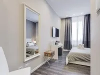 Hanky Suite Hotels near Trastevere