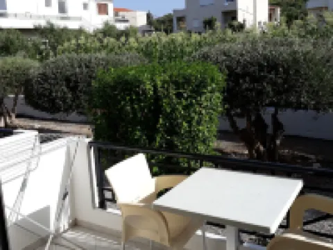 Niriides Hotel Apts Studios Hotels in Vamos