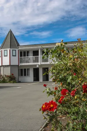 Camelot Motor Lodge