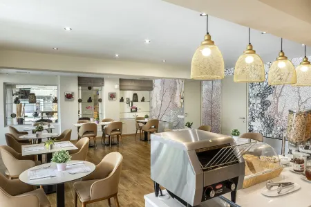 Almond Business Hotel Отели в г. Никосия