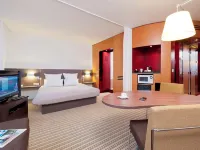 Novotel Suites Gare Lille Europe Hotels in Mons-en-Baroeul
