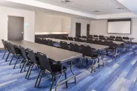 Holiday Inn Express & Suites LEE'S SUMMIT - KANSAS CITY by IHG Hotels in Lee's Summit