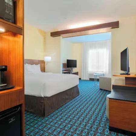 Fairfield Inn & Suites Decatur at Decatur Conference Center