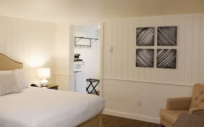 Sandwich Inn and Suites Hotels in Mashpee