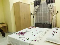 Clove Beach Hotels in Meedhoo