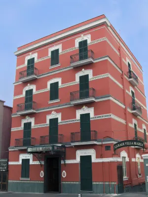 Hotel Villa Maria Отели в г. Неаполь