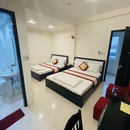 Canary Hotel Hue