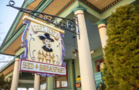 Captain Mey's Inn Hotels in 